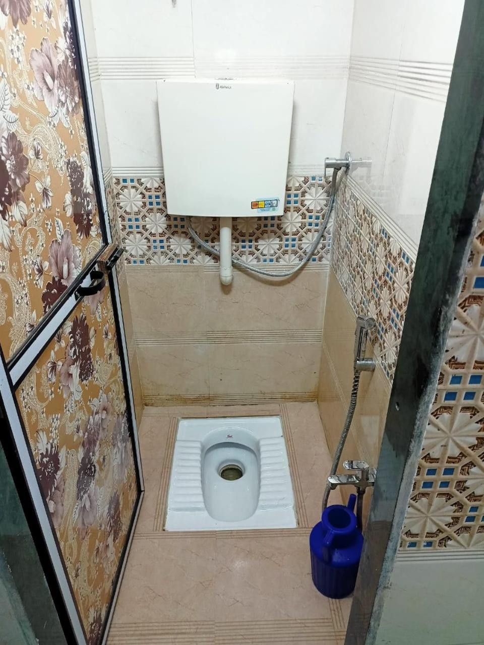 Hotel Golden View Dormitory Mumbai Exterior foto